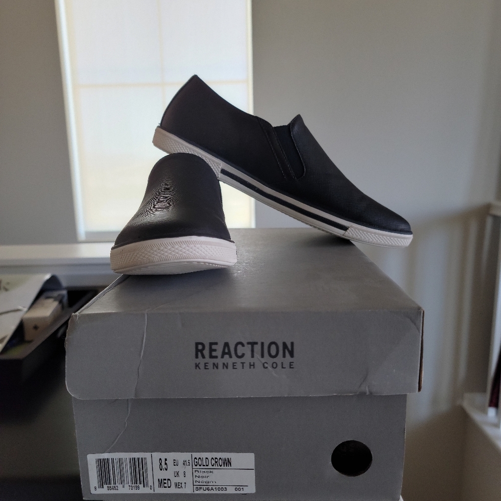 Mens Kenneth Cole slip on shoes